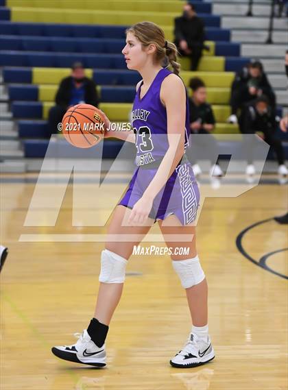 Thumbnail 2 in McDonogh vs. Valley Vista (Nike Tournament of Champions) photogallery.