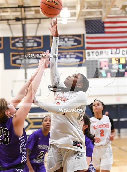 Thumbnail 3 in McDonogh vs. Valley Vista (Nike Tournament of Champions) photogallery.