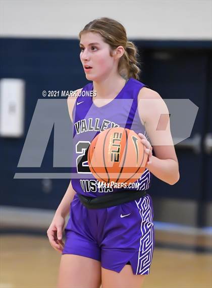Thumbnail 1 in McDonogh vs. Valley Vista (Nike Tournament of Champions) photogallery.