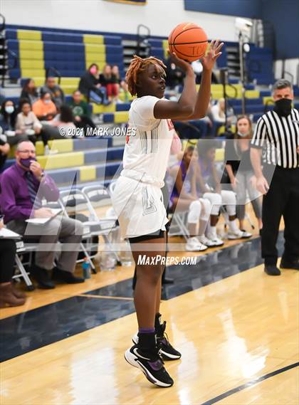 Thumbnail 1 in McDonogh vs. Valley Vista (Nike Tournament of Champions) photogallery.