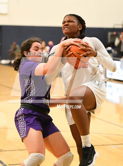 Thumbnail 3 in McDonogh vs. Valley Vista (Nike Tournament of Champions) photogallery.
