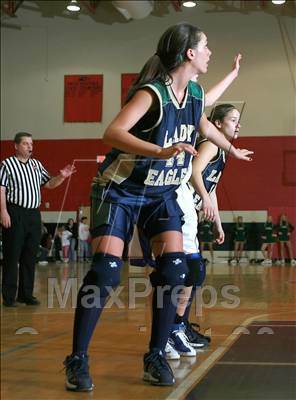 Thumbnail 2 in Independence vs. Brentwood (3A District 11 League - Semi-Final) photogallery.
