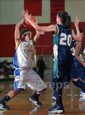 Thumbnail 1 in Independence vs. Brentwood (3A District 11 League - Semi-Final) photogallery.