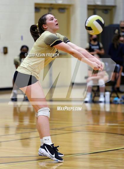 Thumbnail 2 in Sunrise Mountain @ Verrado photogallery.