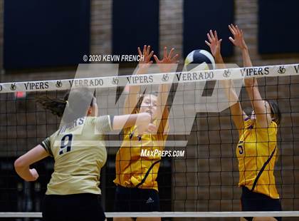 Thumbnail 1 in Sunrise Mountain @ Verrado photogallery.