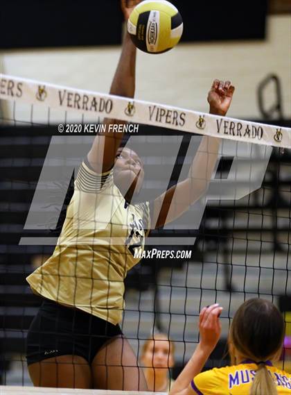 Thumbnail 2 in Sunrise Mountain @ Verrado photogallery.