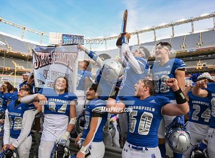 Thumbnail 2 in Loveland @ Broomfield (CHSAA 4A State Final) photogallery.