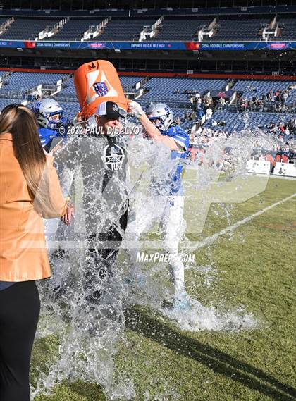 Thumbnail 1 in Loveland @ Broomfield (CHSAA 4A State Final) photogallery.