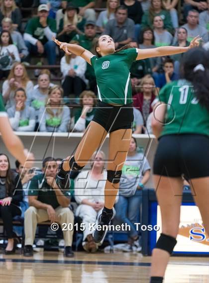 Thumbnail 1 in Brennan vs. Reagan (UIL 6A Area Final) photogallery.