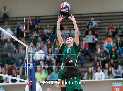 Thumbnail 1 in Brennan vs. Reagan (UIL 6A Area Final) photogallery.