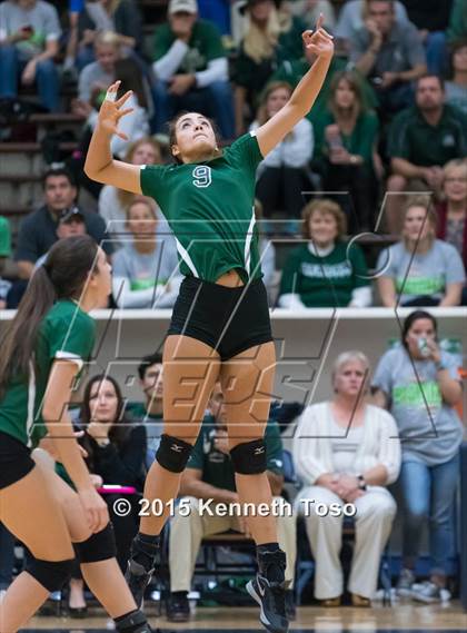 Thumbnail 2 in Brennan vs. Reagan (UIL 6A Area Final) photogallery.