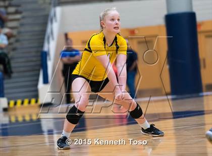 Thumbnail 2 in Brennan vs. Reagan (UIL 6A Area Final) photogallery.