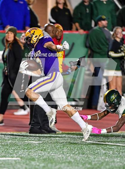 Thumbnail 1 in Captain Shreve @ Byrd photogallery.
