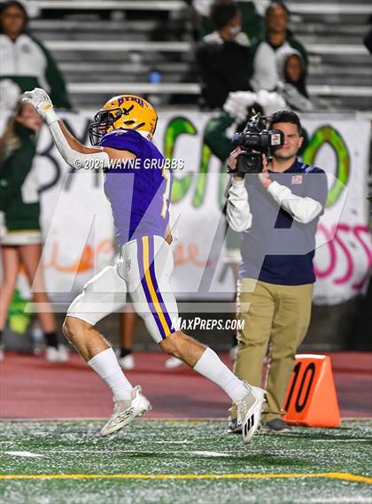 Thumbnail 2 in Captain Shreve @ Byrd photogallery.