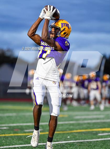Thumbnail 1 in Captain Shreve @ Byrd photogallery.