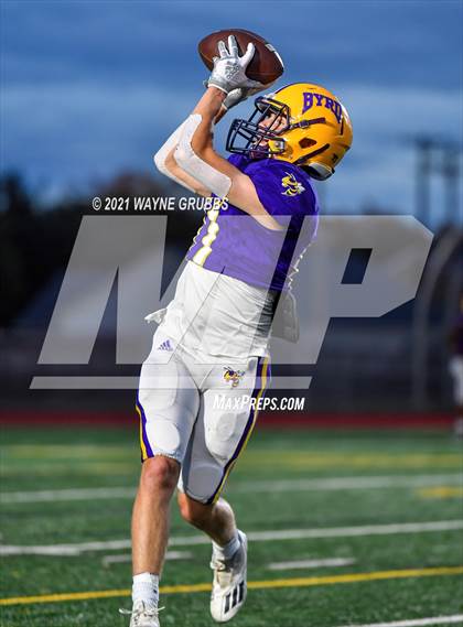 Thumbnail 3 in Captain Shreve @ Byrd photogallery.