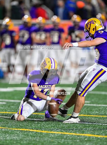 Thumbnail 1 in Captain Shreve @ Byrd photogallery.