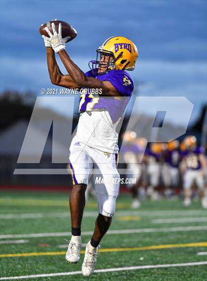 Thumbnail 3 in Captain Shreve @ Byrd photogallery.