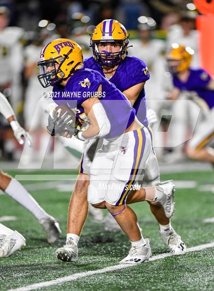Thumbnail 2 in Captain Shreve @ Byrd photogallery.