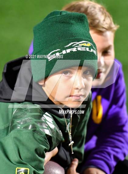 Thumbnail 3 in Captain Shreve @ Byrd photogallery.