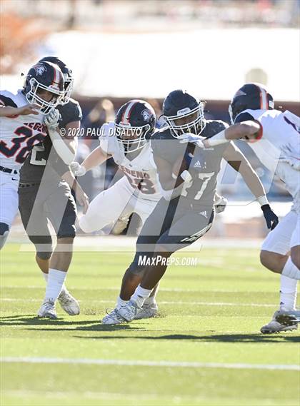 Thumbnail 1 in Legend @ Valor Christian (CHSAA 5A Semi-Final) photogallery.