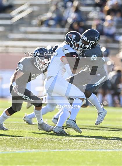 Thumbnail 3 in Legend @ Valor Christian (CHSAA 5A Semi-Final) photogallery.