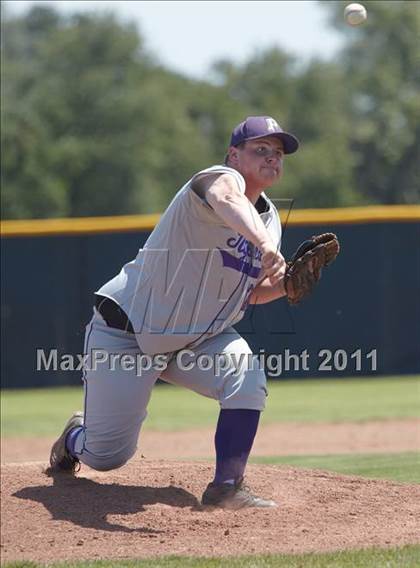 Thumbnail 1 in East Nicolaus vs. Portola (CIF NS D4 Final) photogallery.