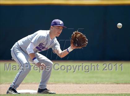 Thumbnail 1 in East Nicolaus vs. Portola (CIF NS D4 Final) photogallery.