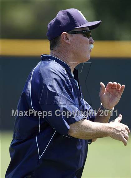 Thumbnail 2 in East Nicolaus vs. Portola (CIF NS D4 Final) photogallery.