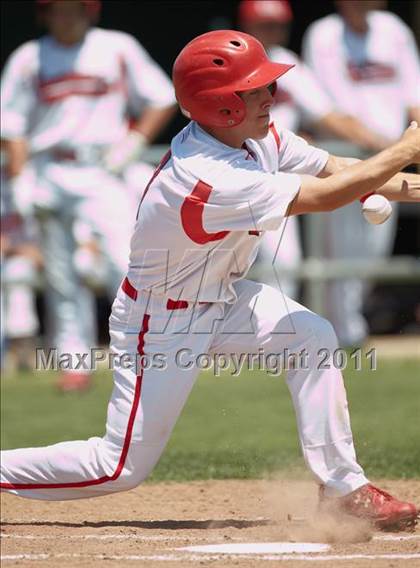 Thumbnail 2 in East Nicolaus vs. Portola (CIF NS D4 Final) photogallery.