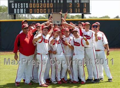 Thumbnail 2 in East Nicolaus vs. Portola (CIF NS D4 Final) photogallery.