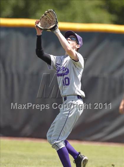 Thumbnail 3 in East Nicolaus vs. Portola (CIF NS D4 Final) photogallery.