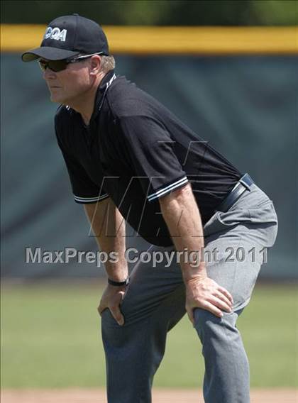 Thumbnail 3 in East Nicolaus vs. Portola (CIF NS D4 Final) photogallery.