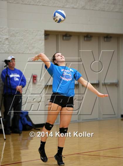Thumbnail 3 in Clarkston vs. Salem photogallery.