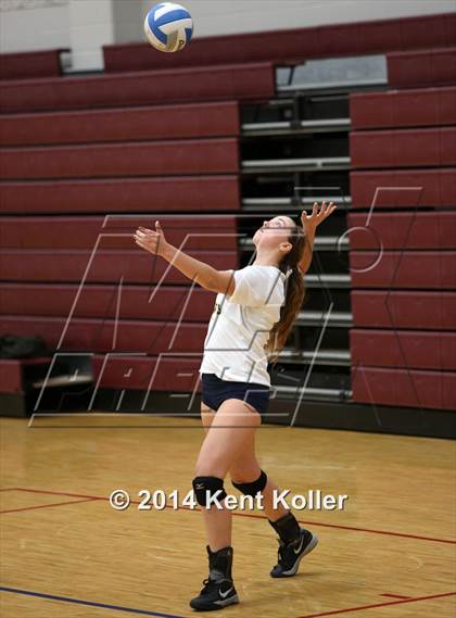 Thumbnail 3 in Clarkston vs. Salem photogallery.