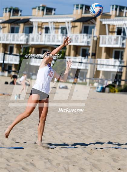 Thumbnail 3 in Beverly Hills@Redondo Union photogallery.