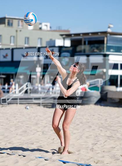 Thumbnail 1 in Beverly Hills@Redondo Union photogallery.
