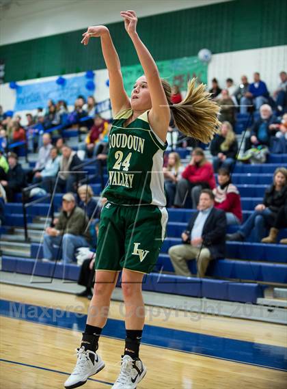 Thumbnail 1 in Loudoun Valley @ Woodgrove photogallery.