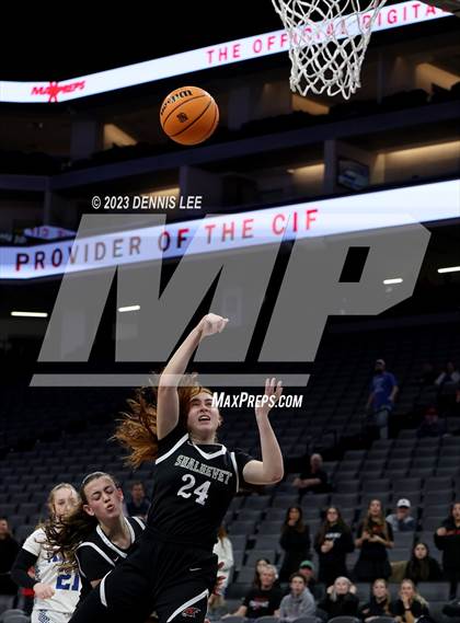 Thumbnail 2 in Shalhevet @ San Domenico (CIF State D4 Final) photogallery.