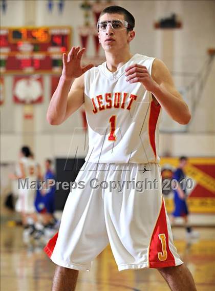 Thumbnail 1 in Folsom @ Jesuit photogallery.