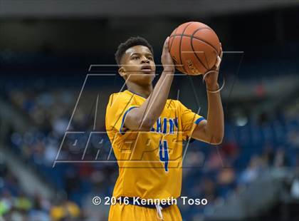 Thumbnail 1 in Lancaster vs. Fort Bend Elkins (UIL 5A Final) photogallery.