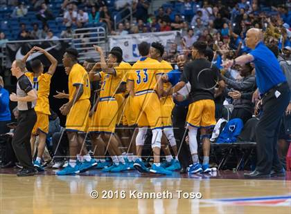 Thumbnail 1 in Lancaster vs. Fort Bend Elkins (UIL 5A Final) photogallery.
