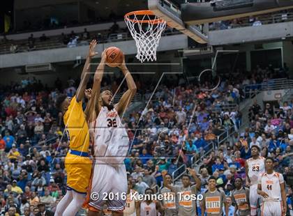 Thumbnail 1 in Lancaster vs. Fort Bend Elkins (UIL 5A Final) photogallery.