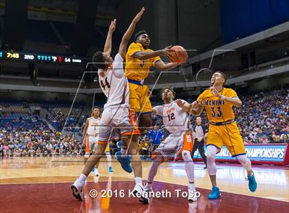 Thumbnail 1 in Lancaster vs. Fort Bend Elkins (UIL 5A Final) photogallery.