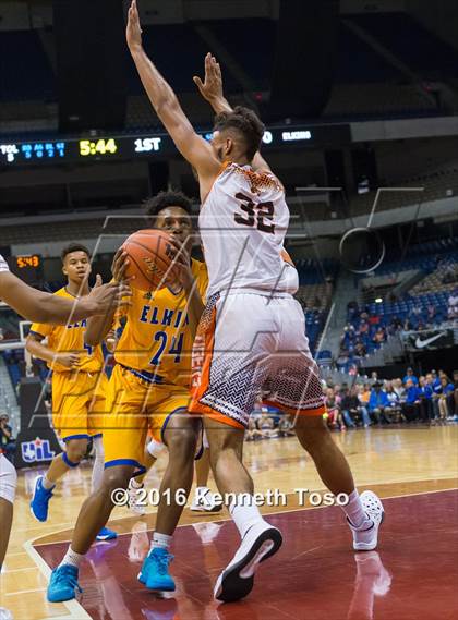 Thumbnail 3 in Lancaster vs. Fort Bend Elkins (UIL 5A Final) photogallery.