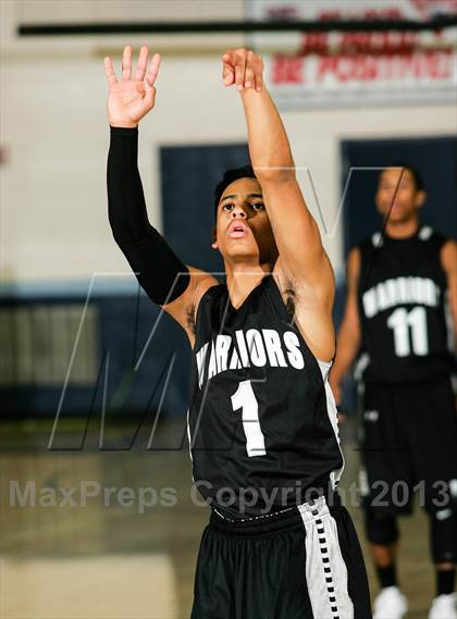 Thumbnail 2 in D'Evelyn vs. Montbello (Ralston Roundup) photogallery.