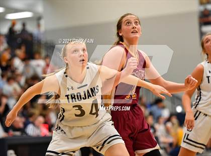 Thumbnail 1 in Van Buren County @ Soddy Daisy photogallery.