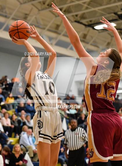 Thumbnail 3 in Van Buren County @ Soddy Daisy photogallery.