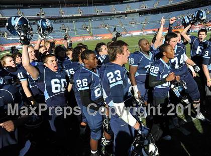 Thumbnail 2 in Valor Christian vs. Wheat Ridge (CHSAA 4A Final) photogallery.