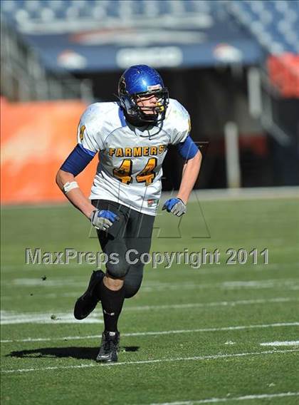 Thumbnail 3 in Valor Christian vs. Wheat Ridge (CHSAA 4A Final) photogallery.